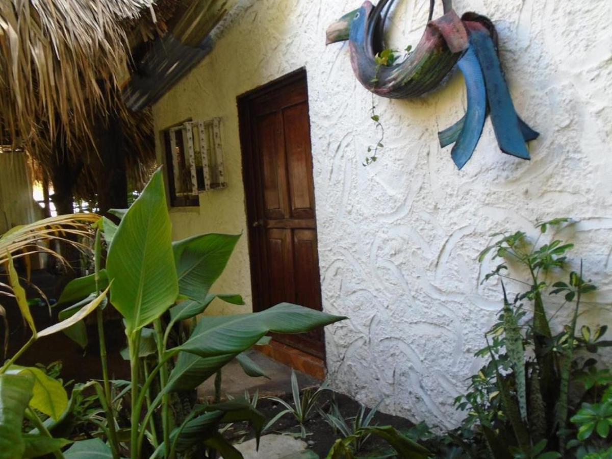 Marbella Eco Lodge Monterrico Εξωτερικό φωτογραφία
