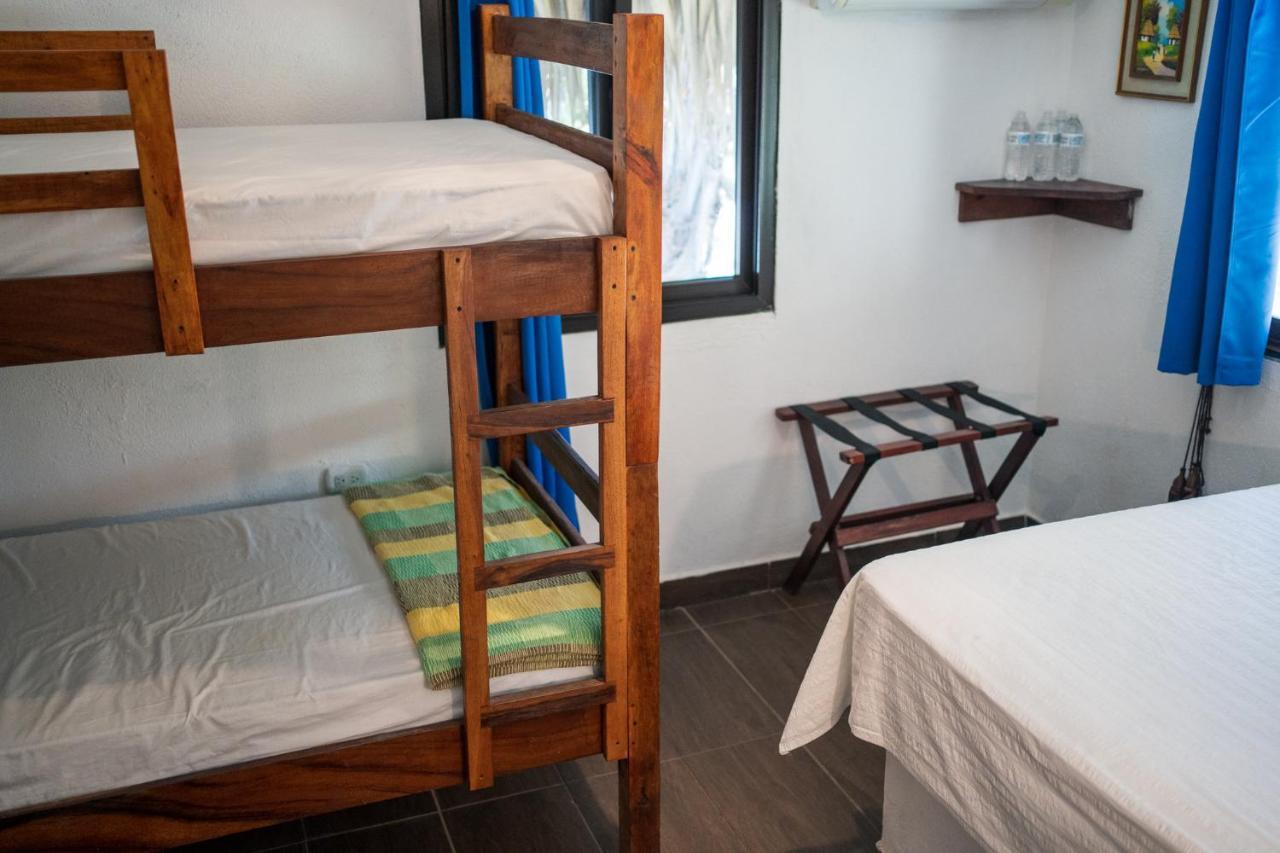 Marbella Eco Lodge Monterrico Εξωτερικό φωτογραφία