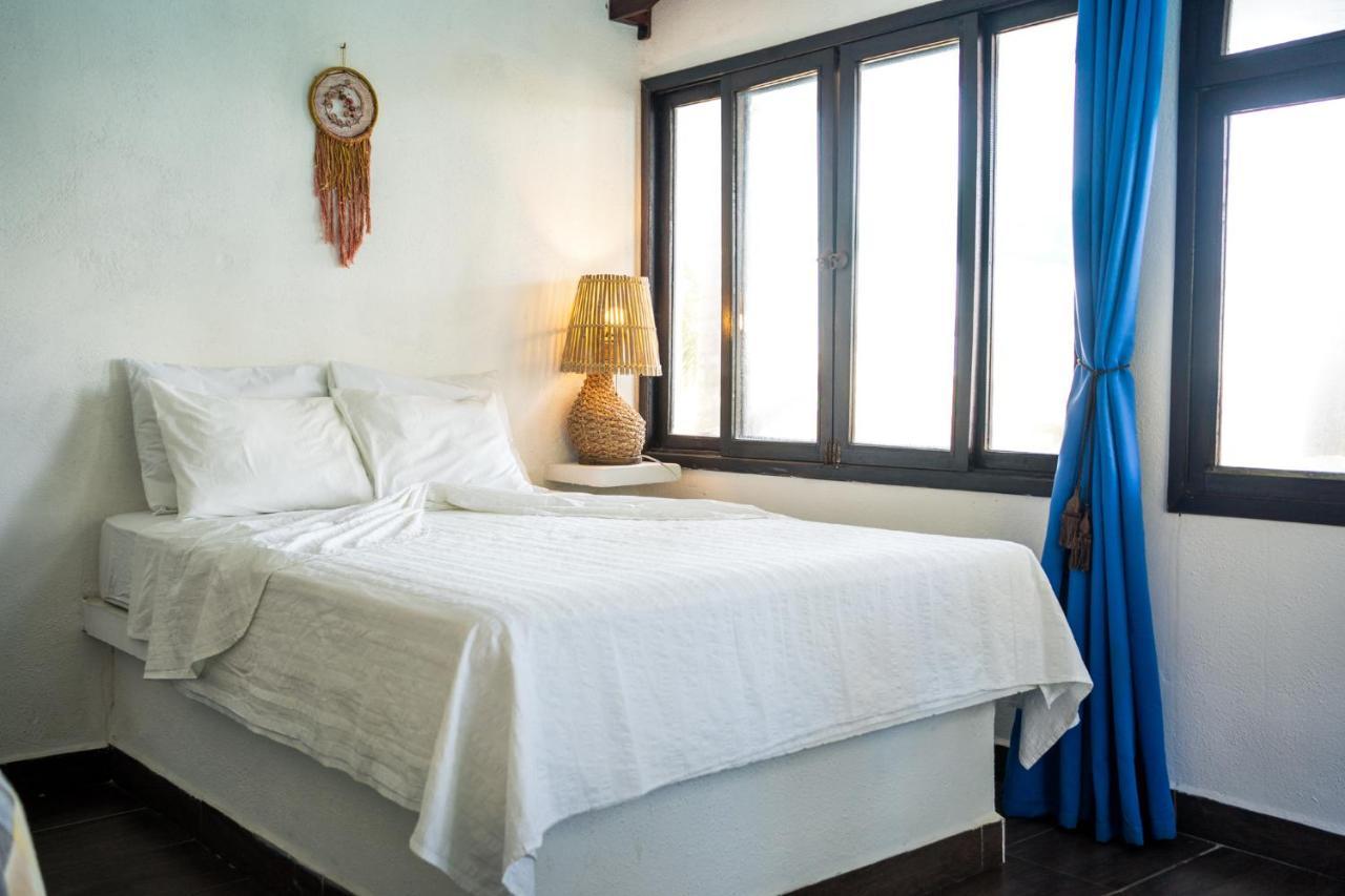 Marbella Eco Lodge Monterrico Εξωτερικό φωτογραφία